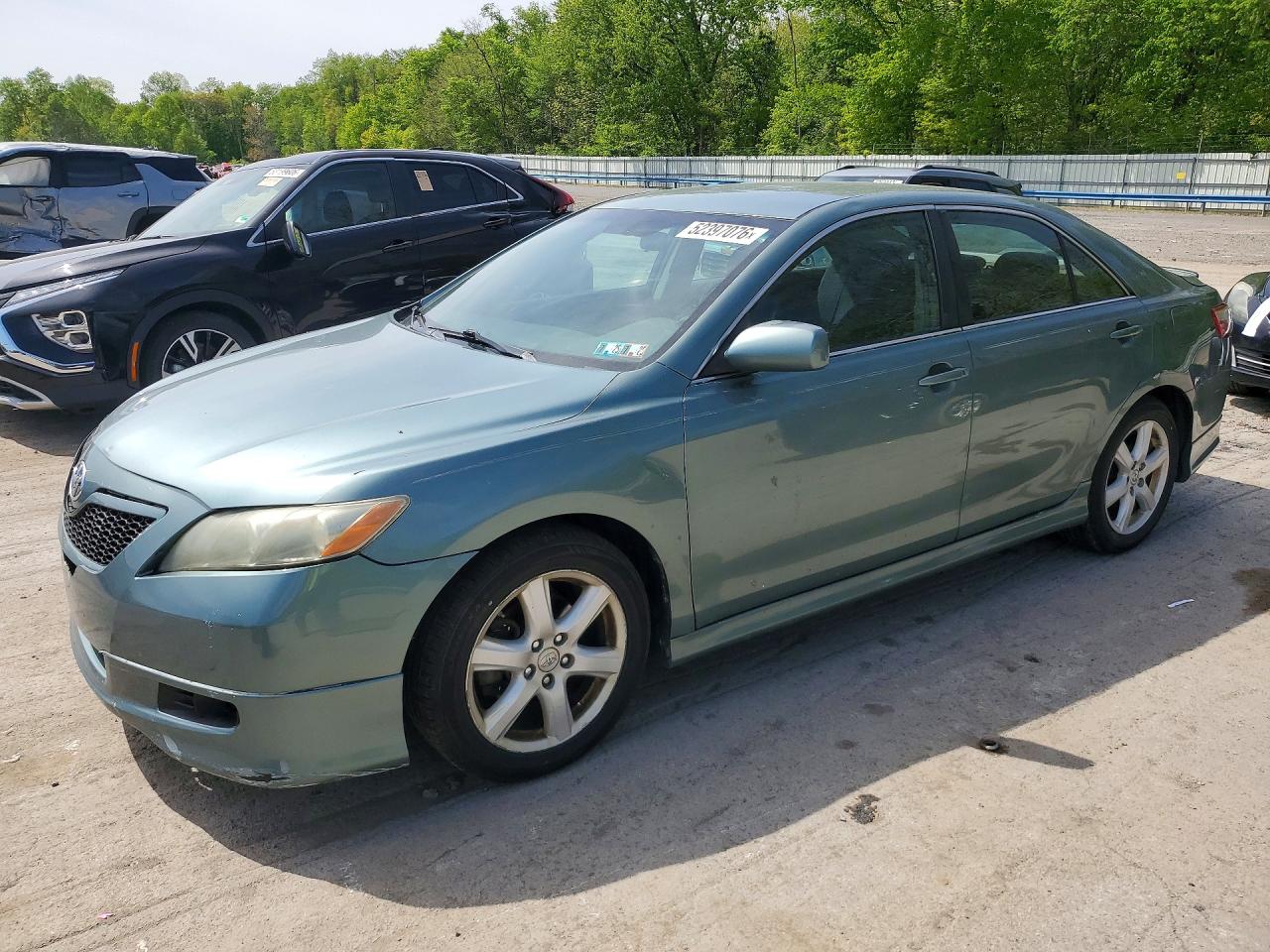 Salvage Toyota Camry Image