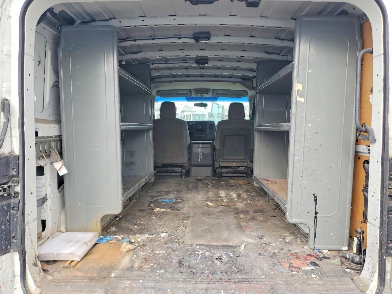 Nissan Nv 2500 Hd S