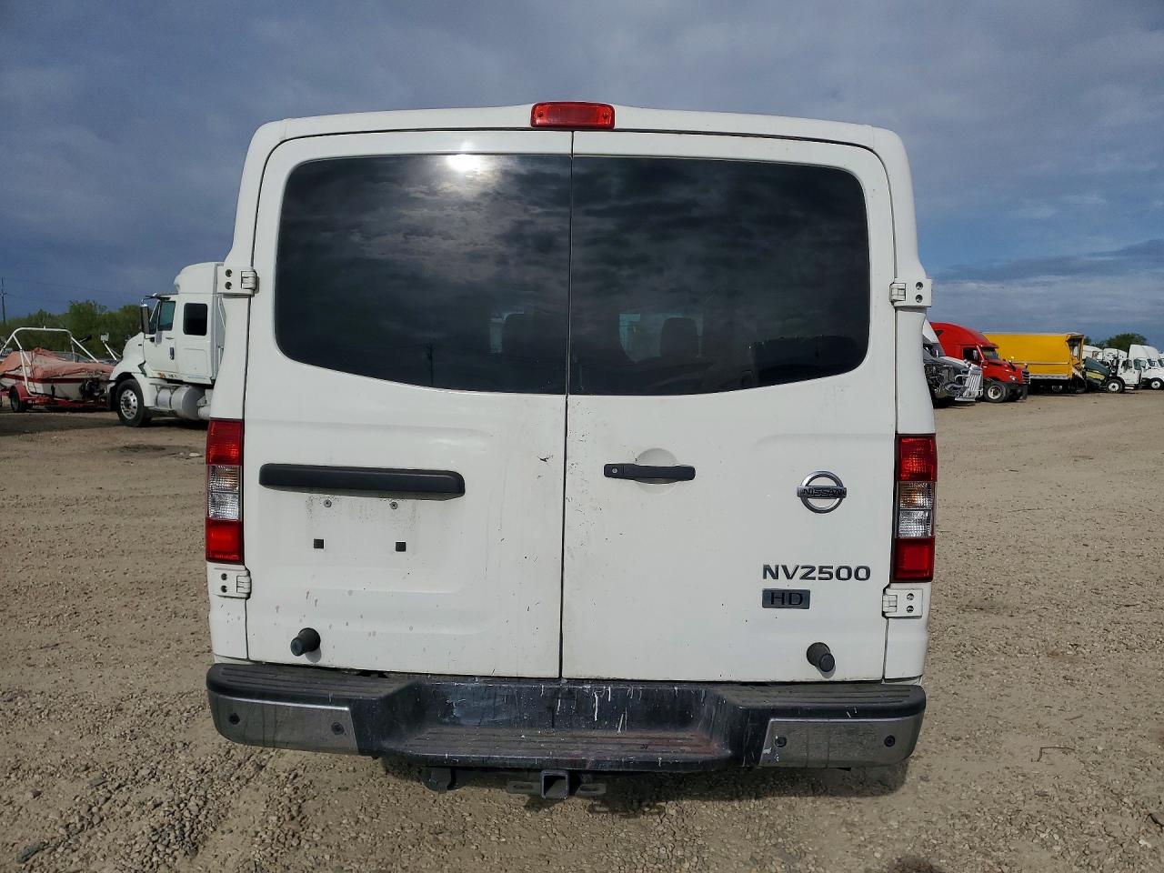 Nissan Nv 2500 Hd S