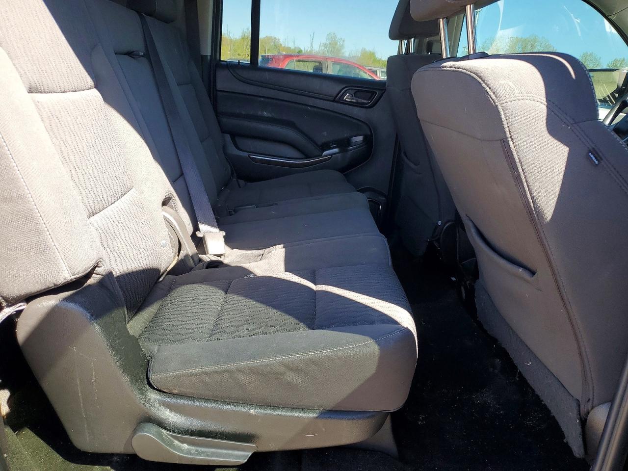 Chevrolet Suburban K1500 Ls