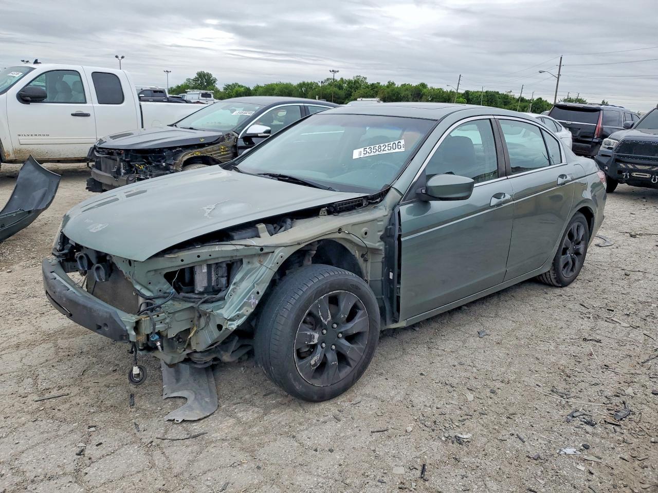 Salvage Honda Accord Image