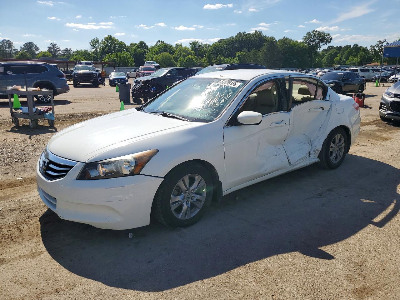 Salvage Honda Accord Image