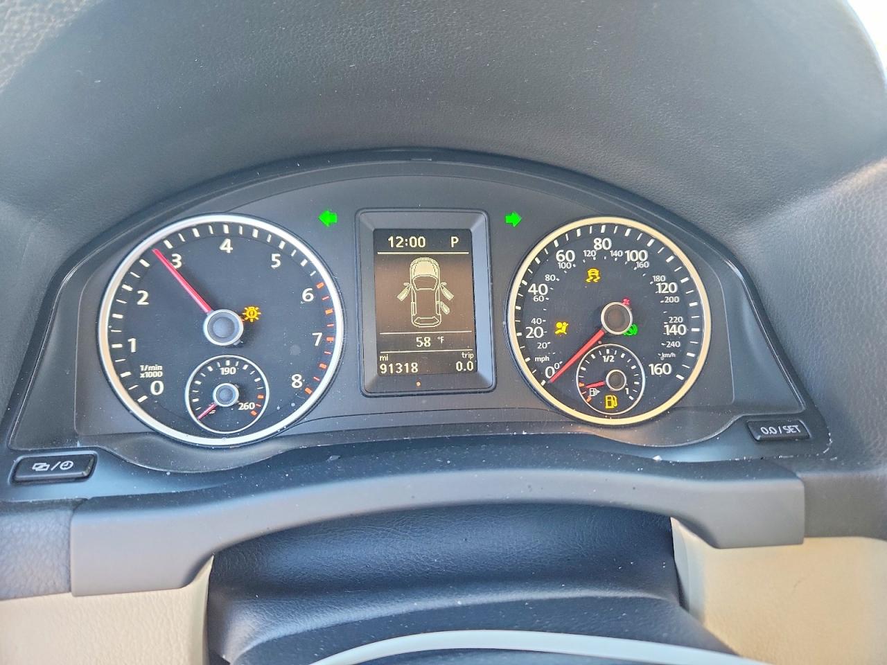 Volkswagen Tiguan S