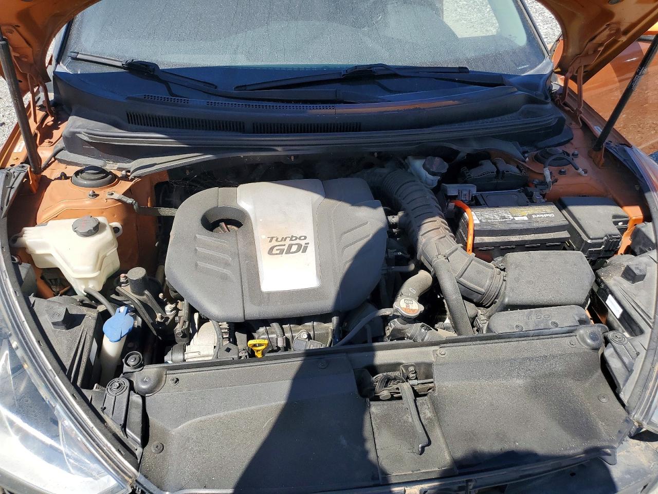 Hyundai VELOSTER Turbo