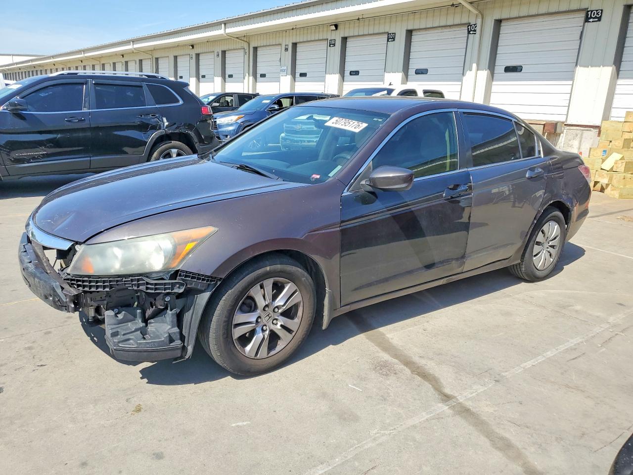 Salvage Honda Accord Image