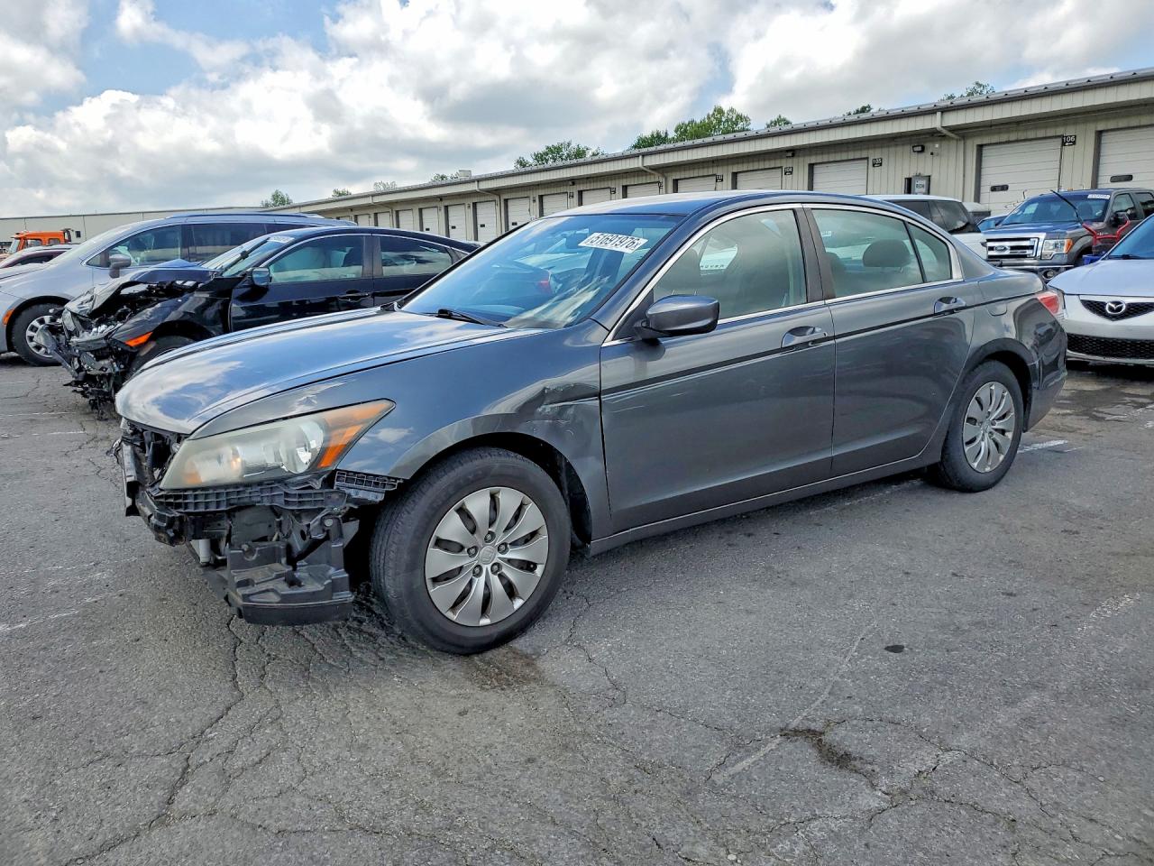 Salvage Honda Accord Image