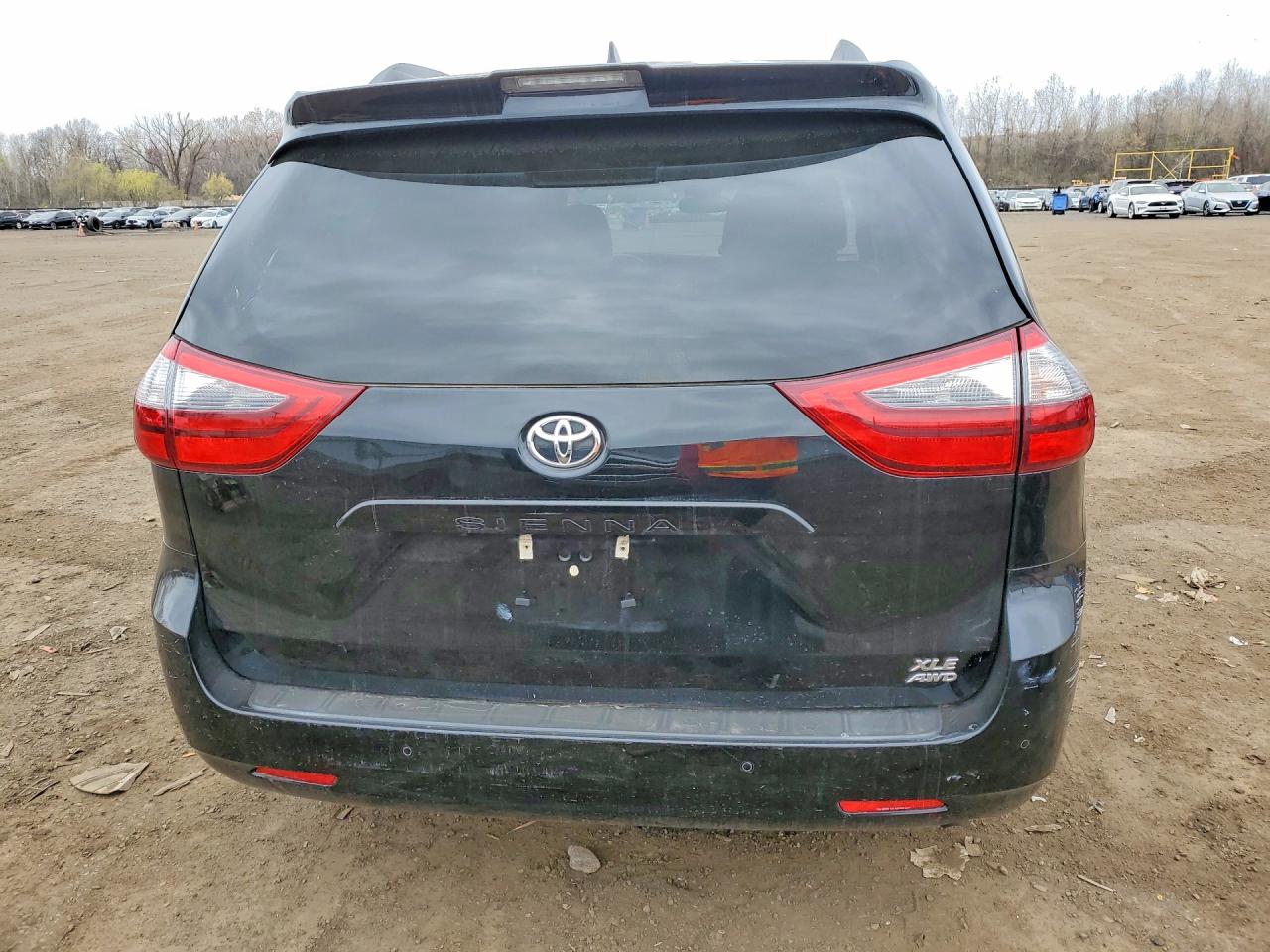 Toyota Sienna Xle 7-passenger