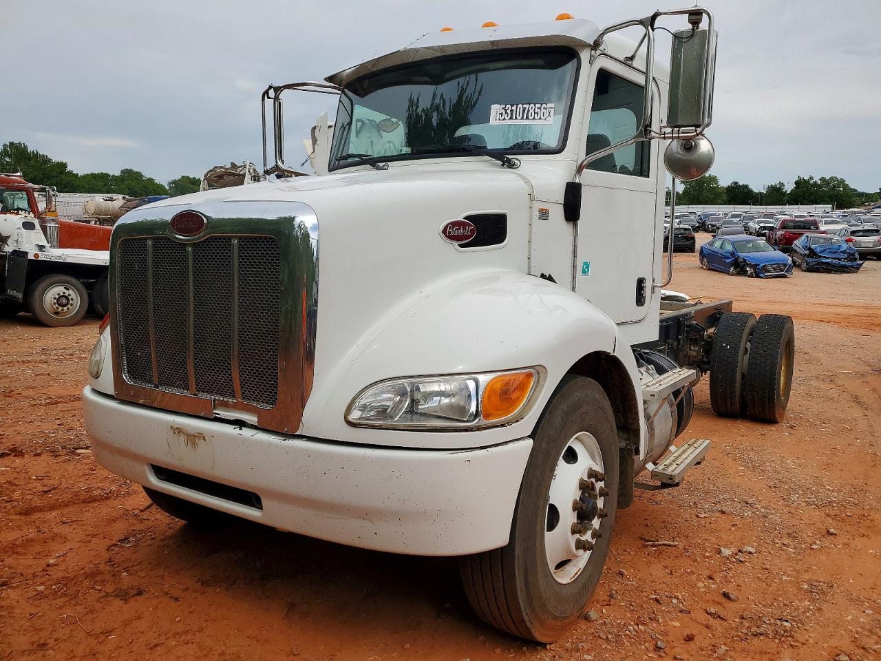 Peterbilt 337