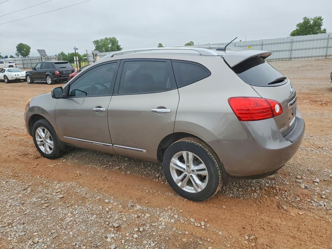 Nissan Rogue S