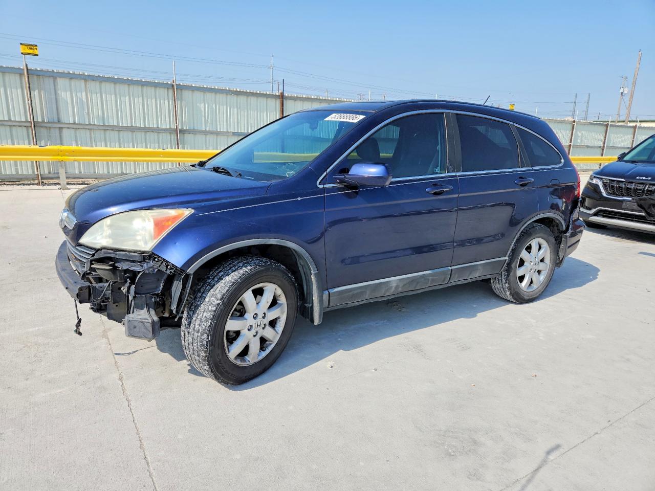 Salvage Honda Crv Image