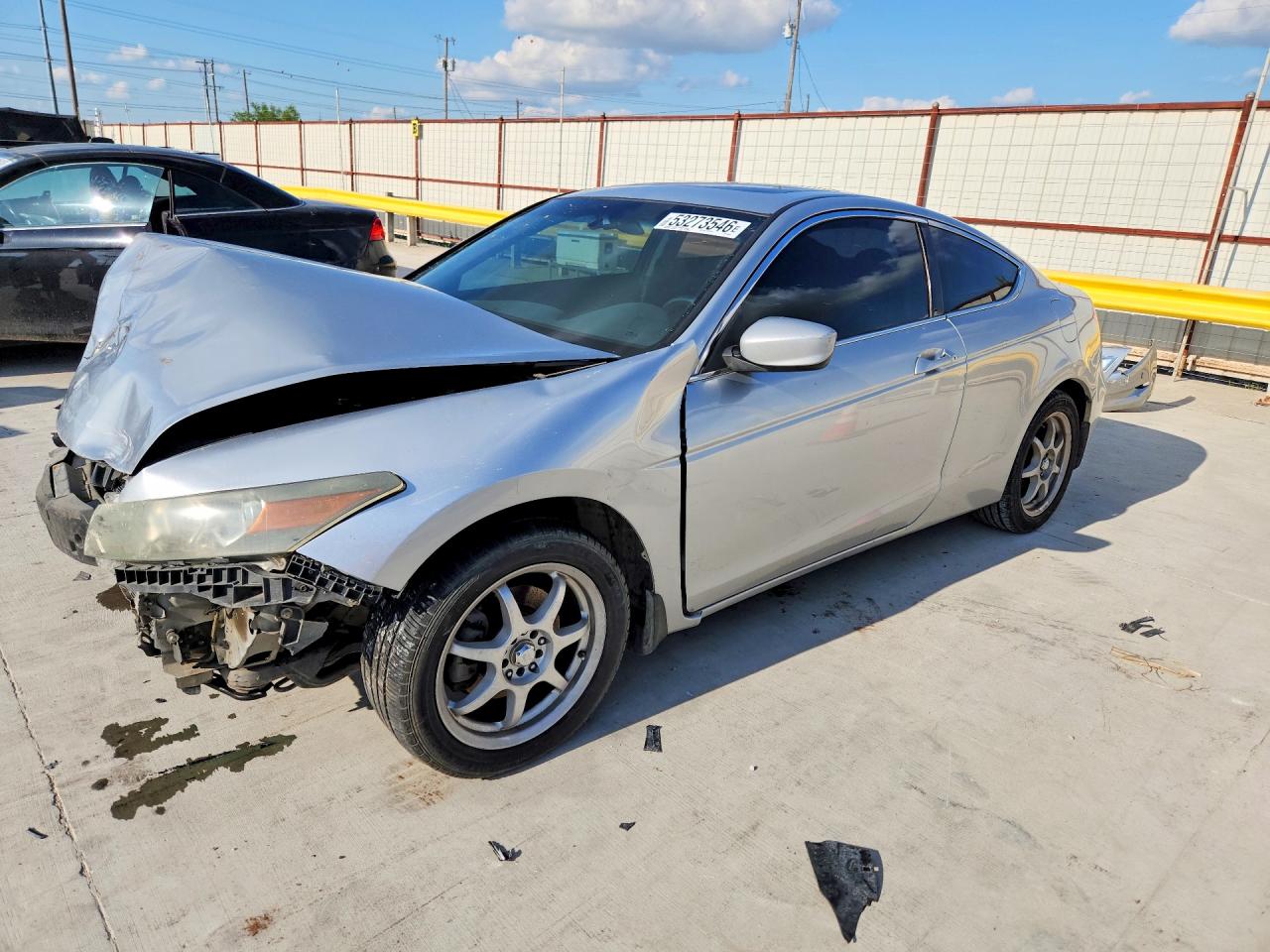 Salvage Honda Accord Image