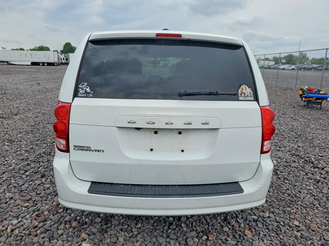 Dodge Caravan Se