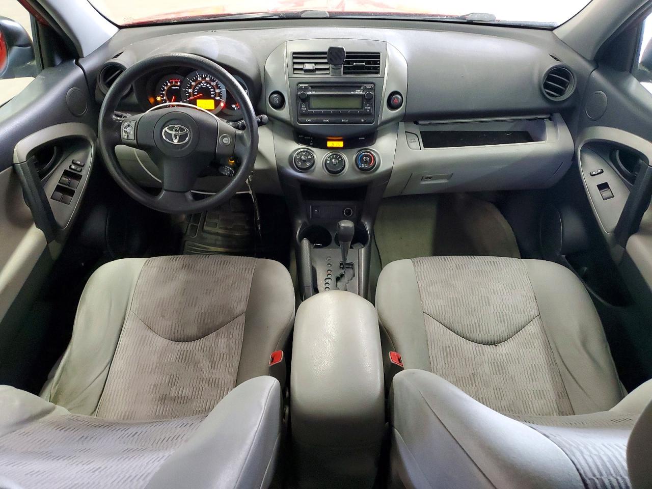 Toyota RAV4 Base