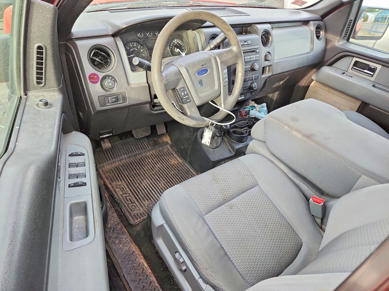 Ford F-150 Super Cab