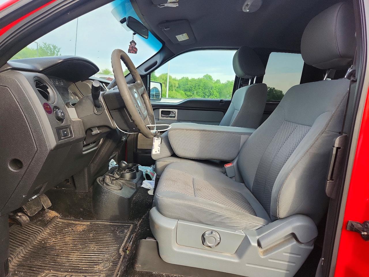 Ford F-150 Super Cab