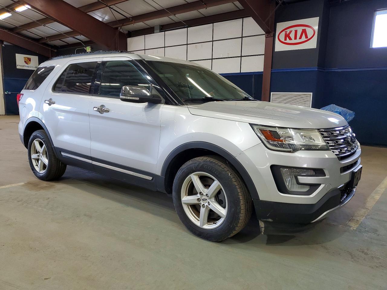 Ford Explorer Xlt
