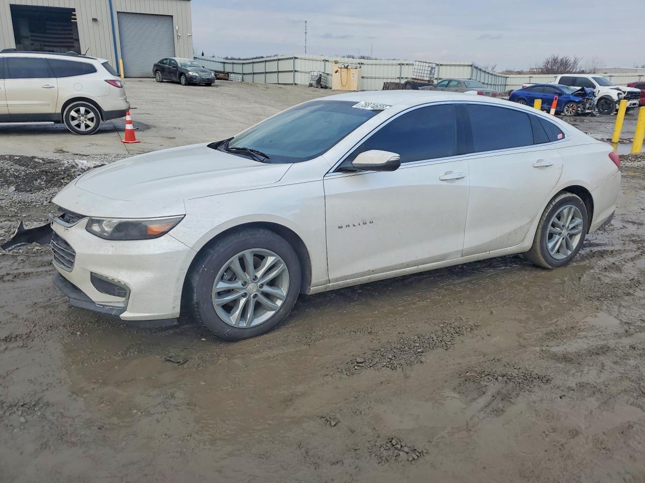 Salvage Chevrolet Malibu Image