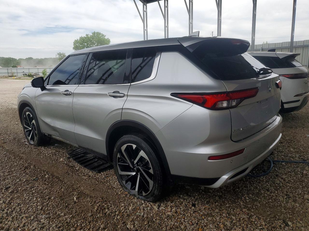 Mitsubishi Outlander Se