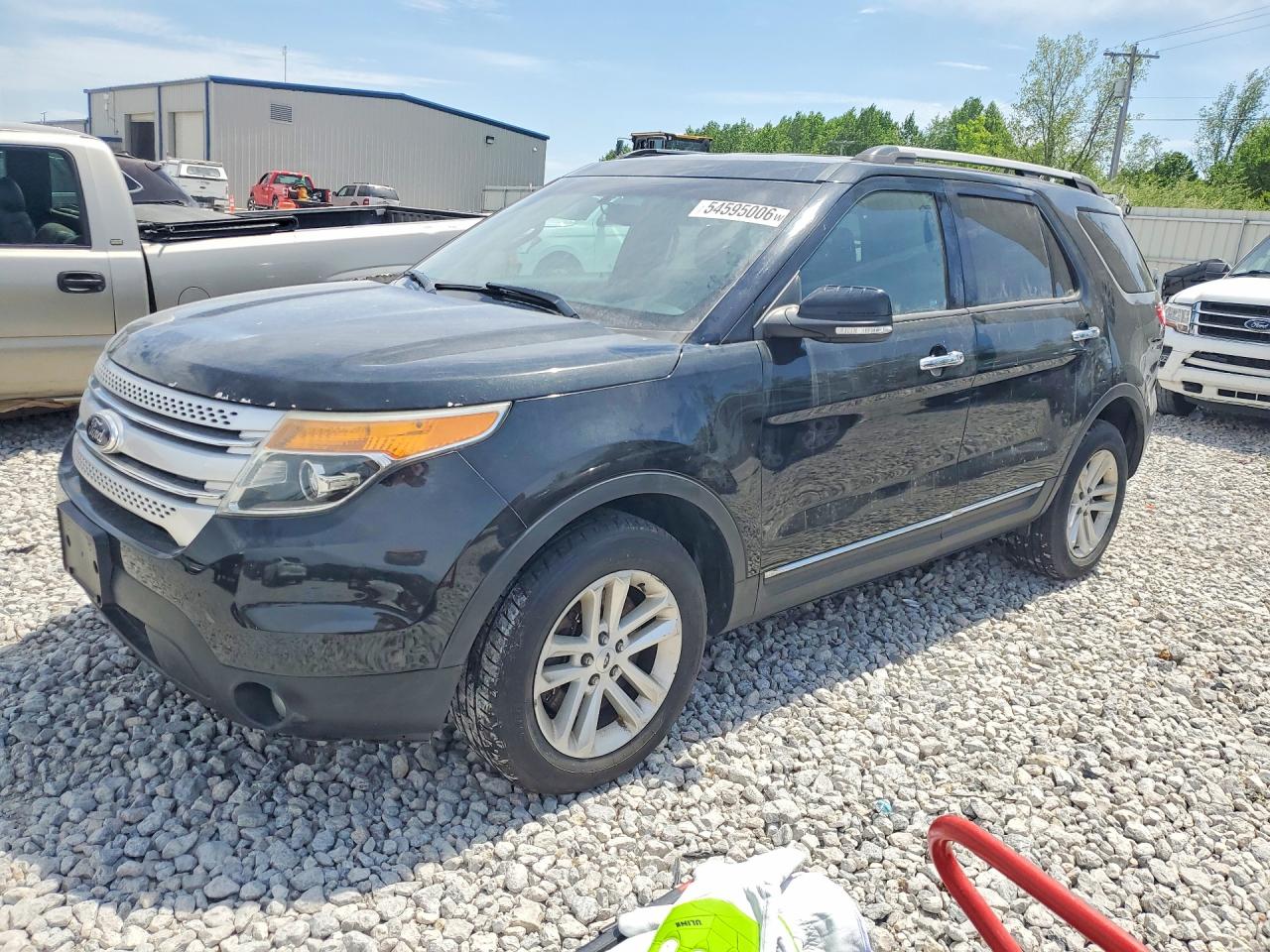 Salvage Ford Explorer Image