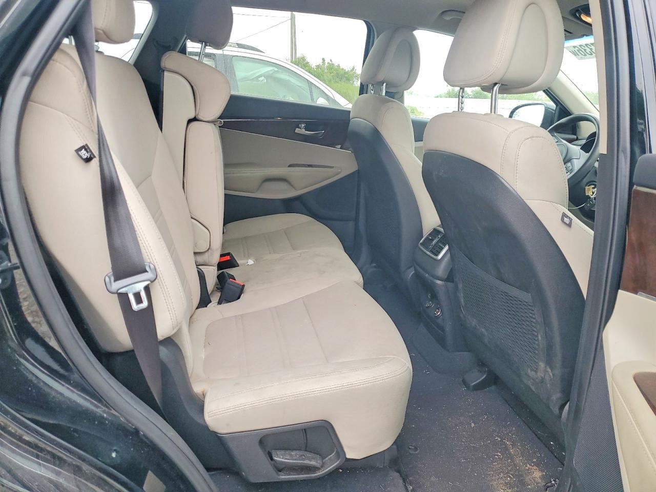 Kia Sorento Lx V6
