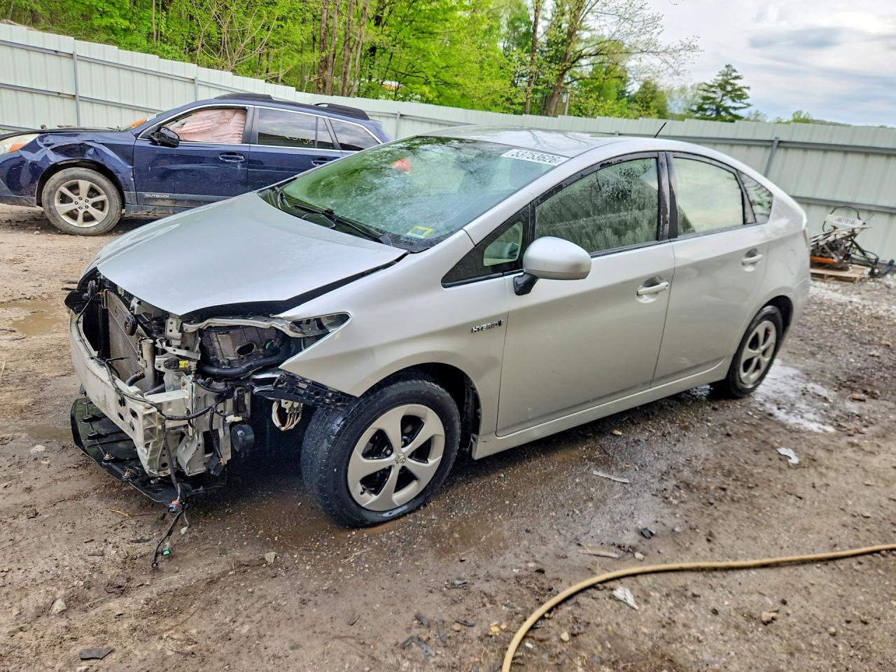 Salvage Toyota Prius Image