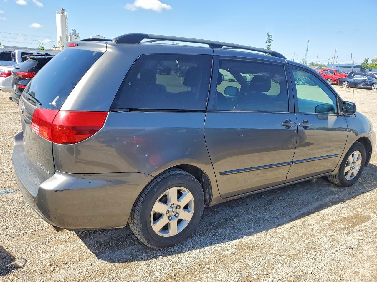 Toyota Sienna Ce 7 Passenger