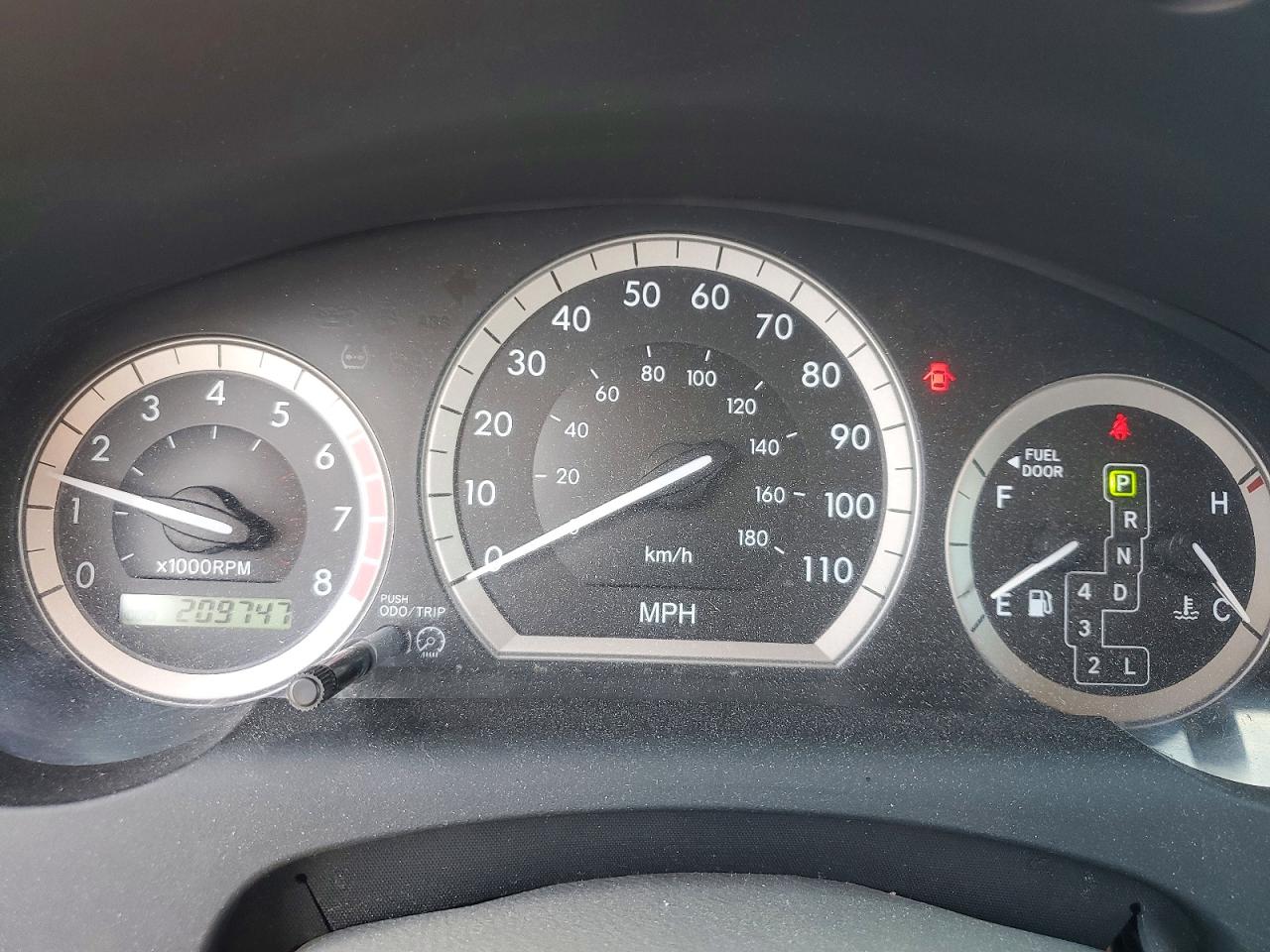 Toyota Sienna Ce 7 Passenger