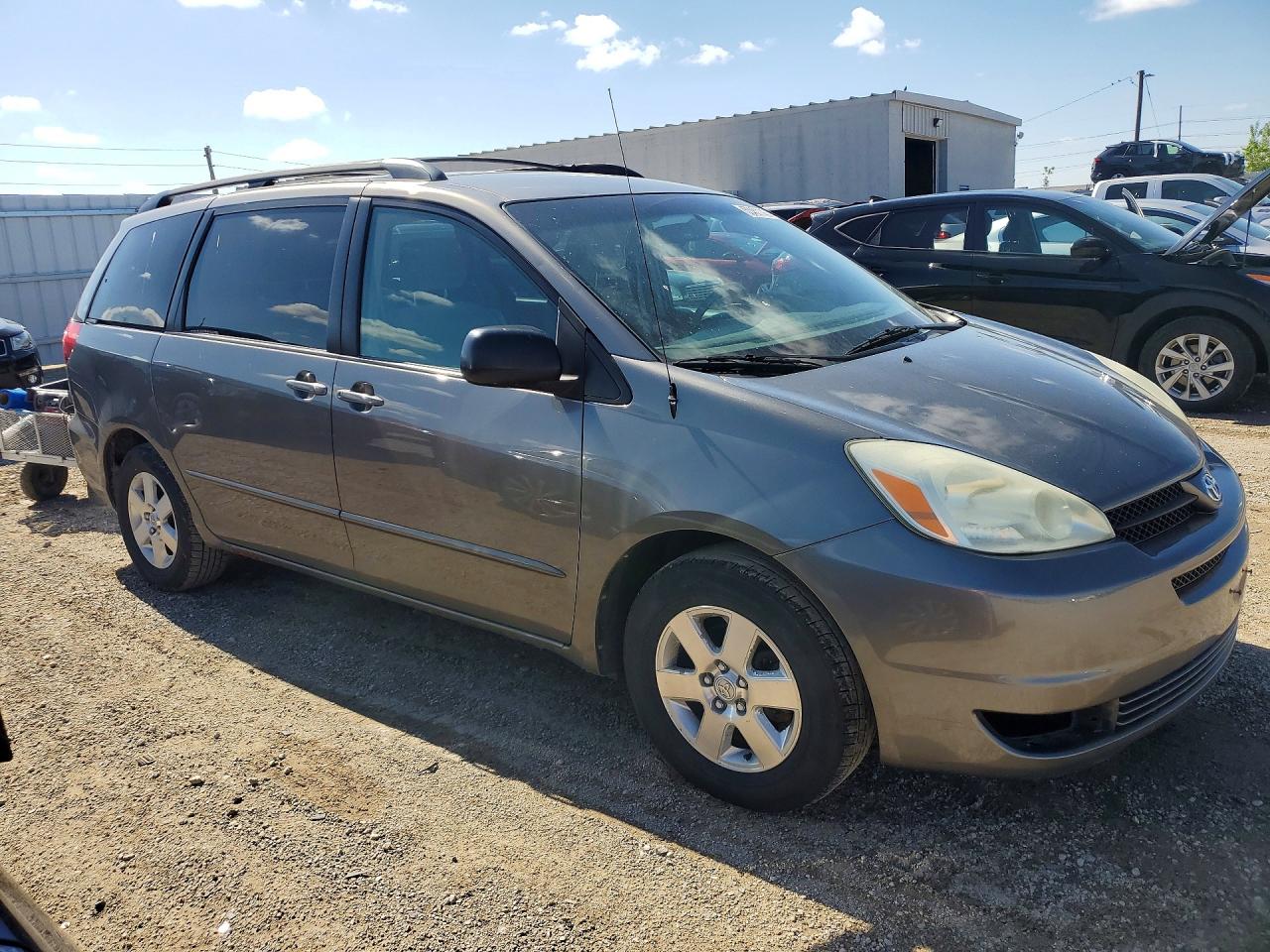 Toyota Sienna Ce 7 Passenger