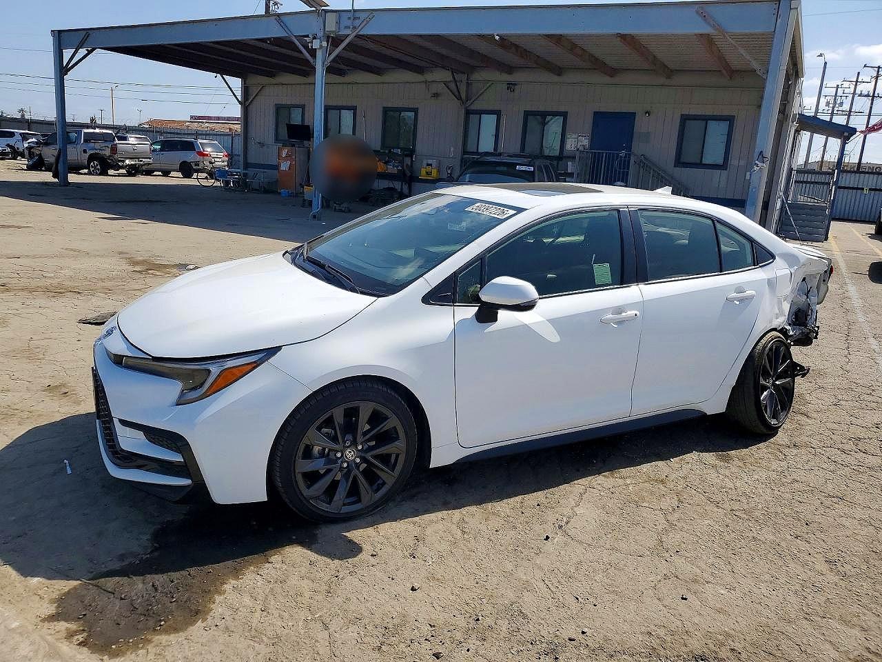 Salvage Toyota Corolla Image