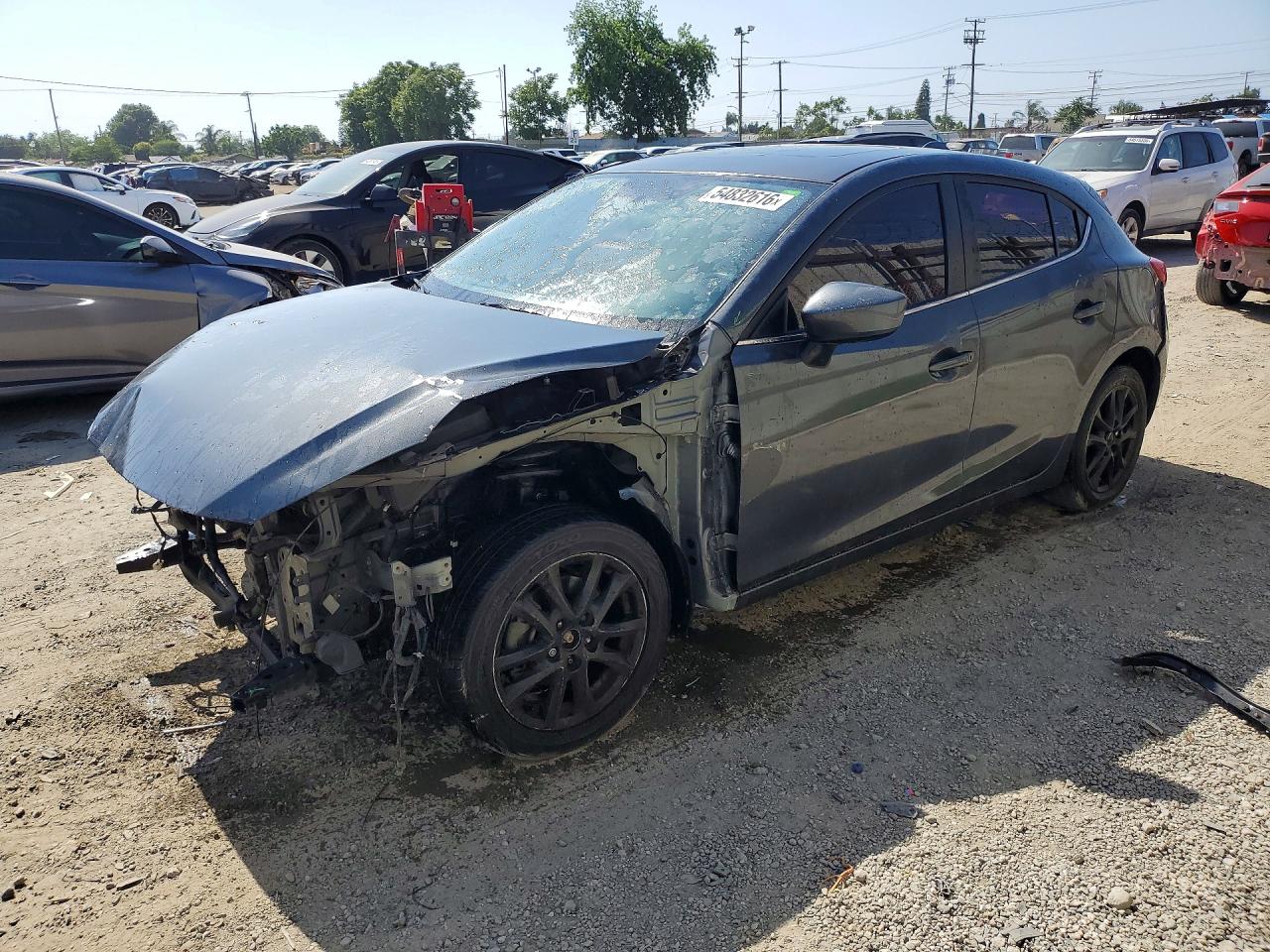 Salvage Mazda 3 Image