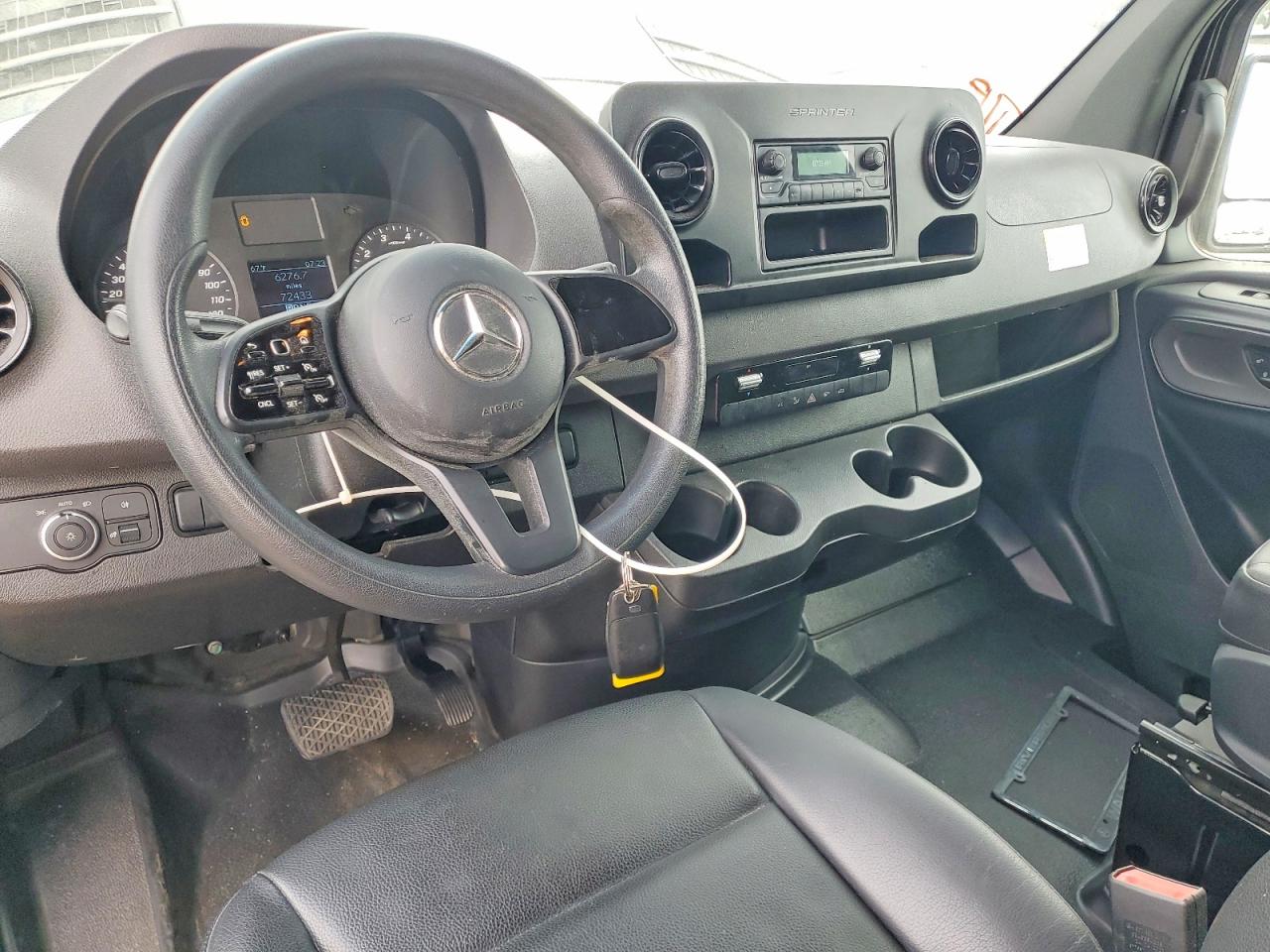 Mercedes-Benz Sprinter 2500