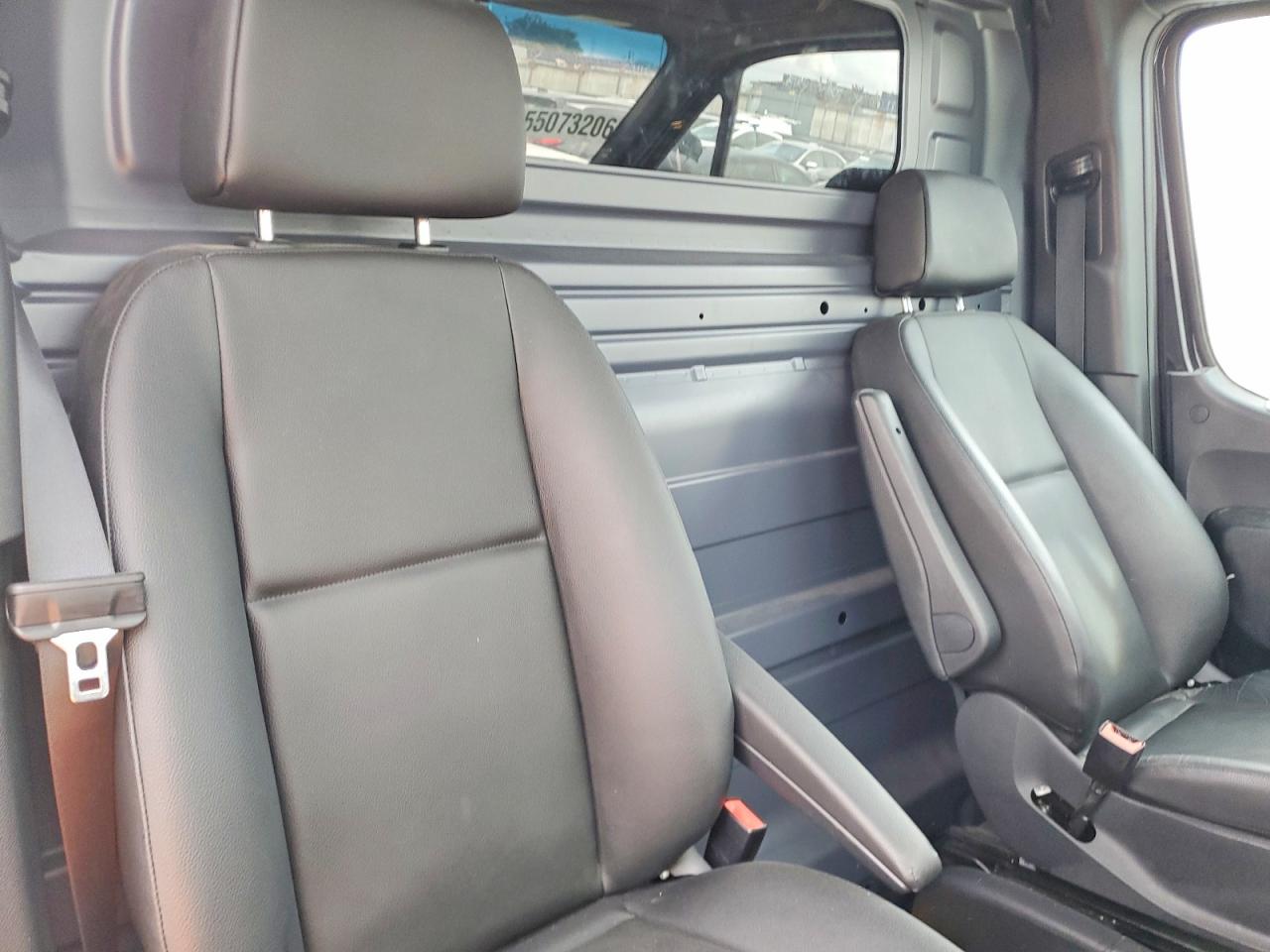 Mercedes-Benz Sprinter 2500
