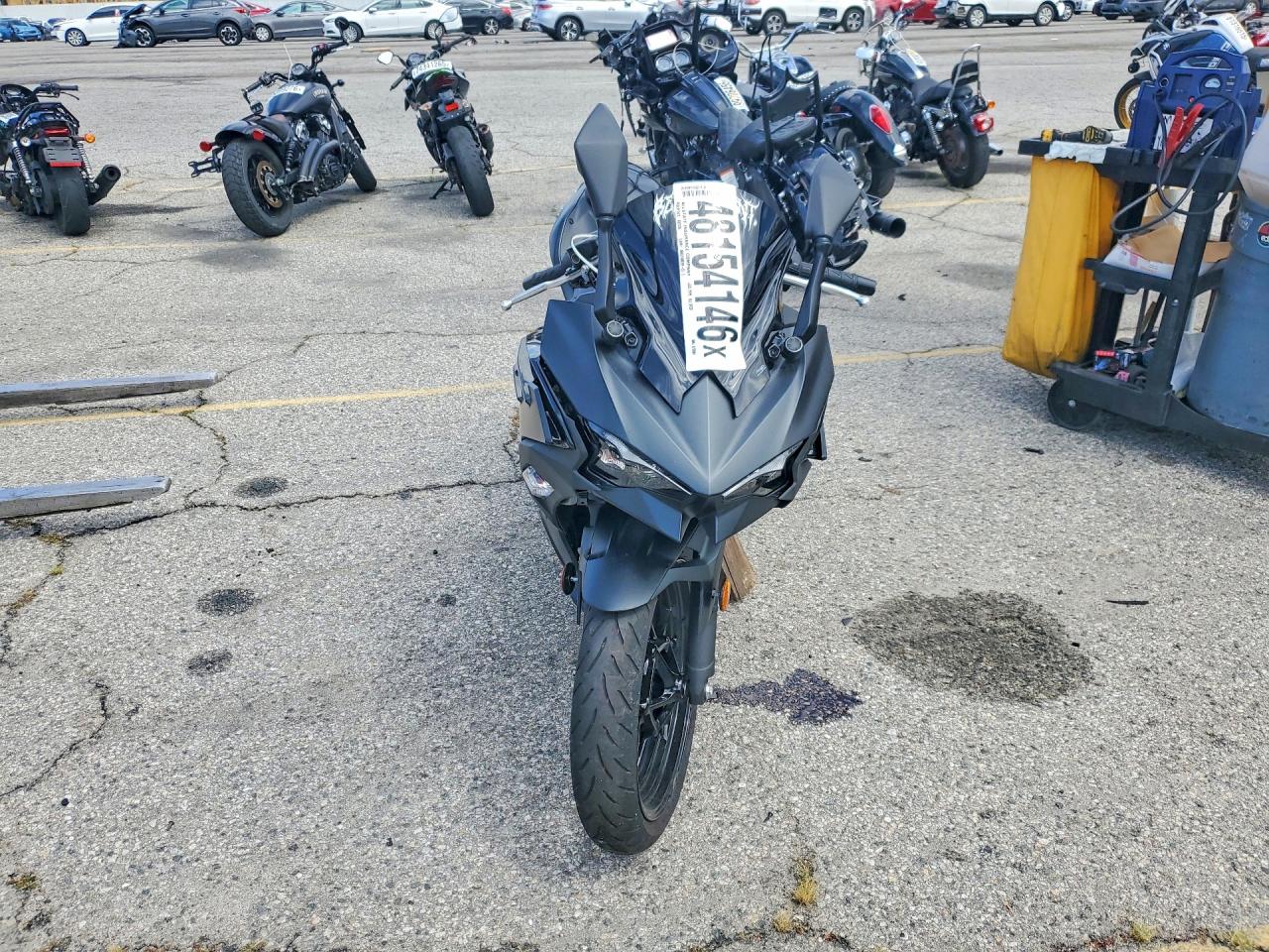 Kawasaki Ex
