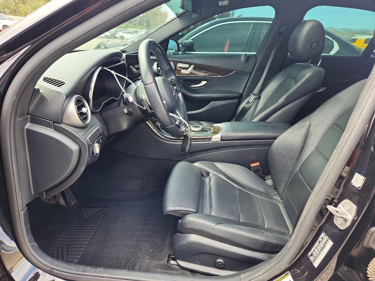 Mercedes-Benz C-Class 300