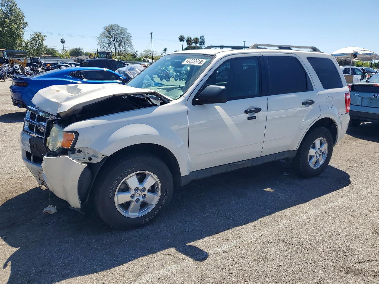 Salvage Ford Escape Image