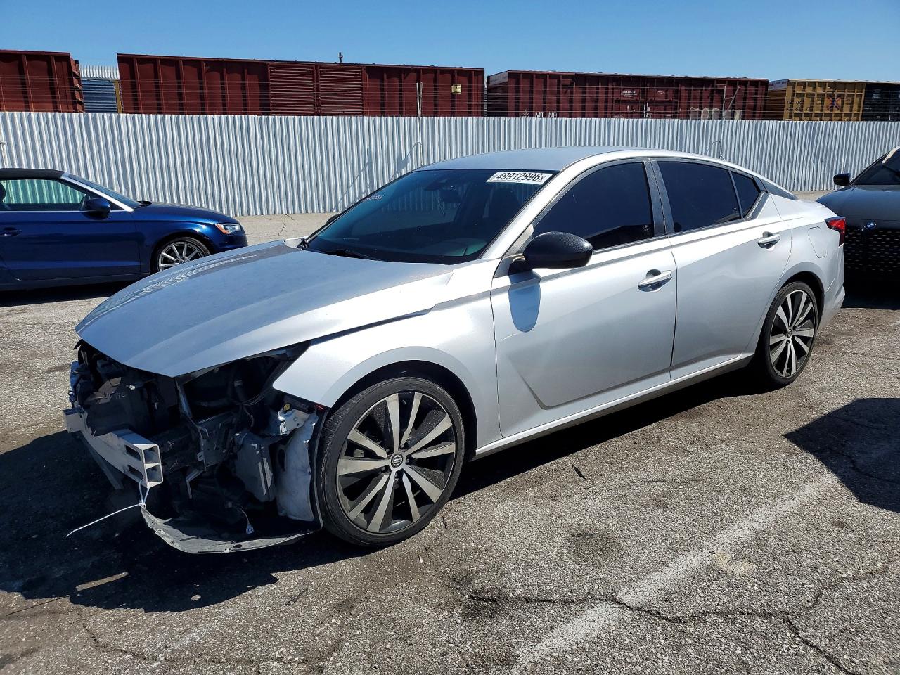Salvage Nissan Altima Image