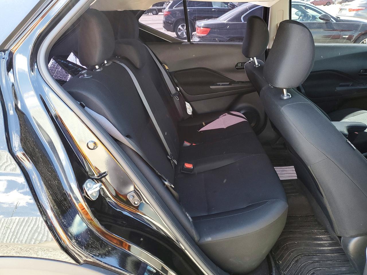 Nissan Kicks S