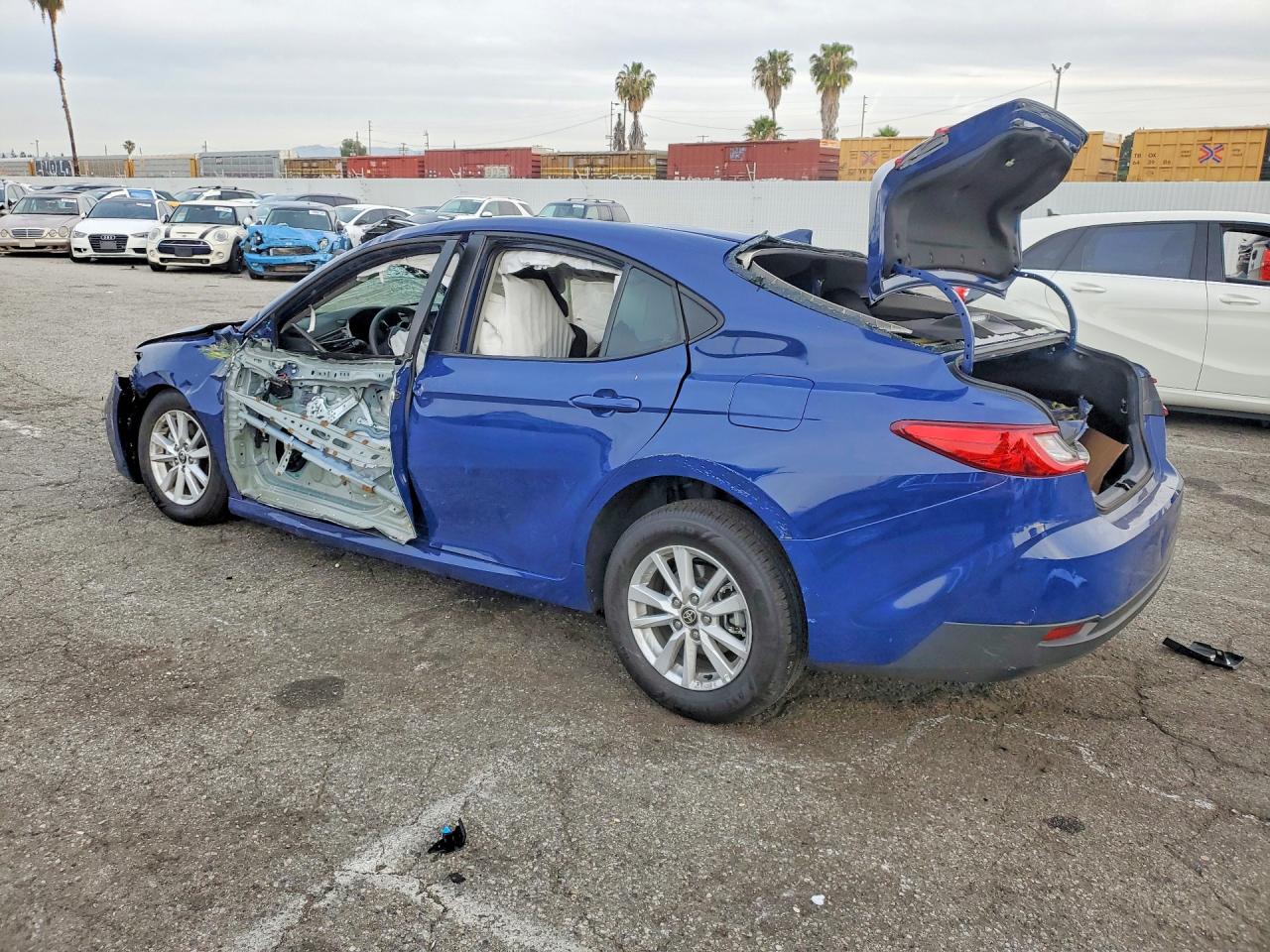 Toyota Camry Le