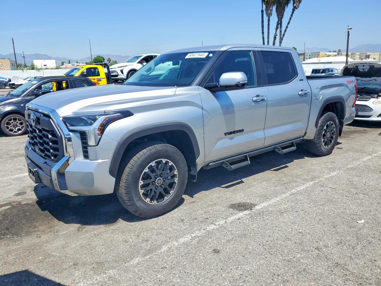 Salvage Toyota Tundra Image