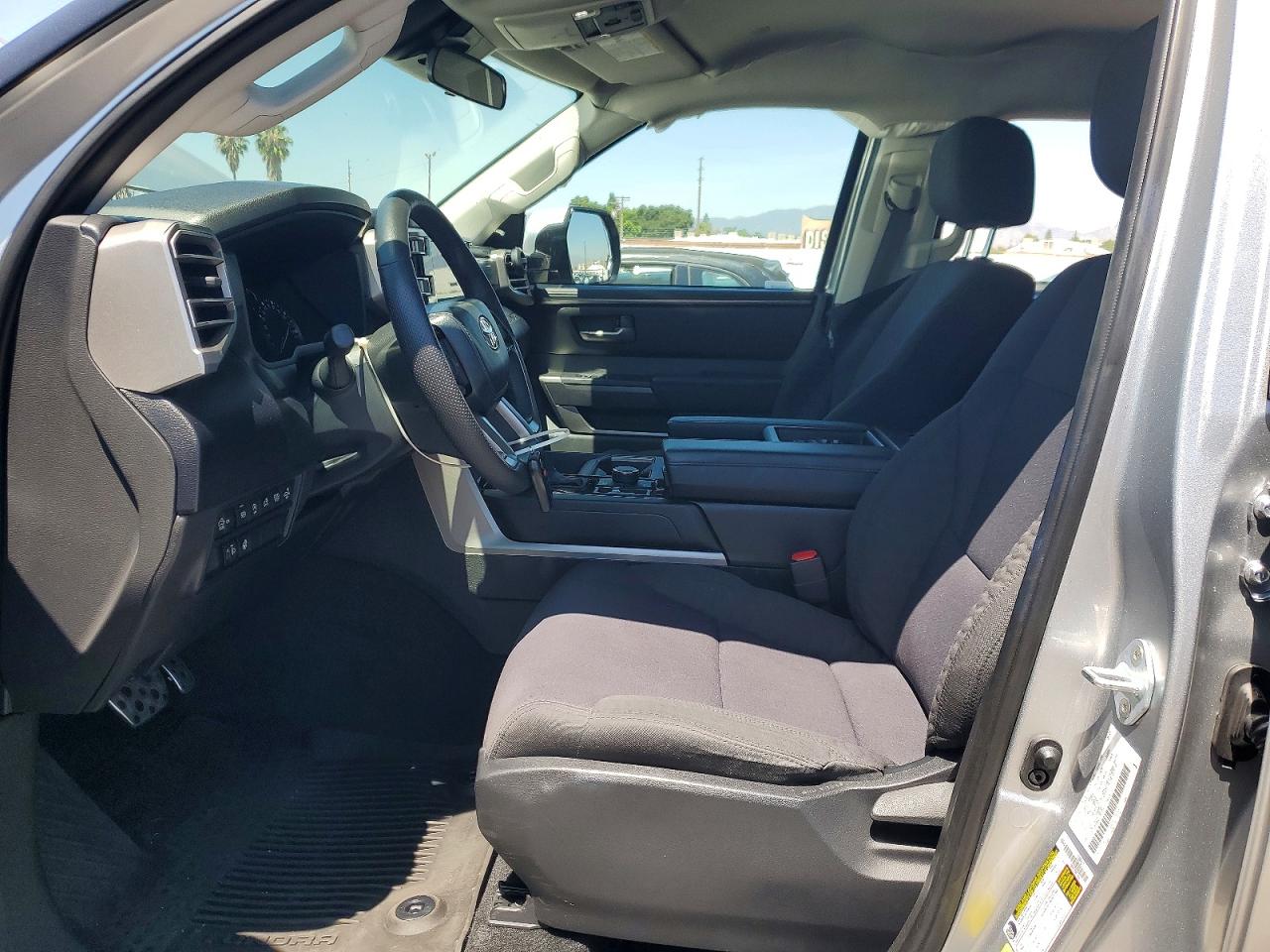 Toyota Tundra Sr5