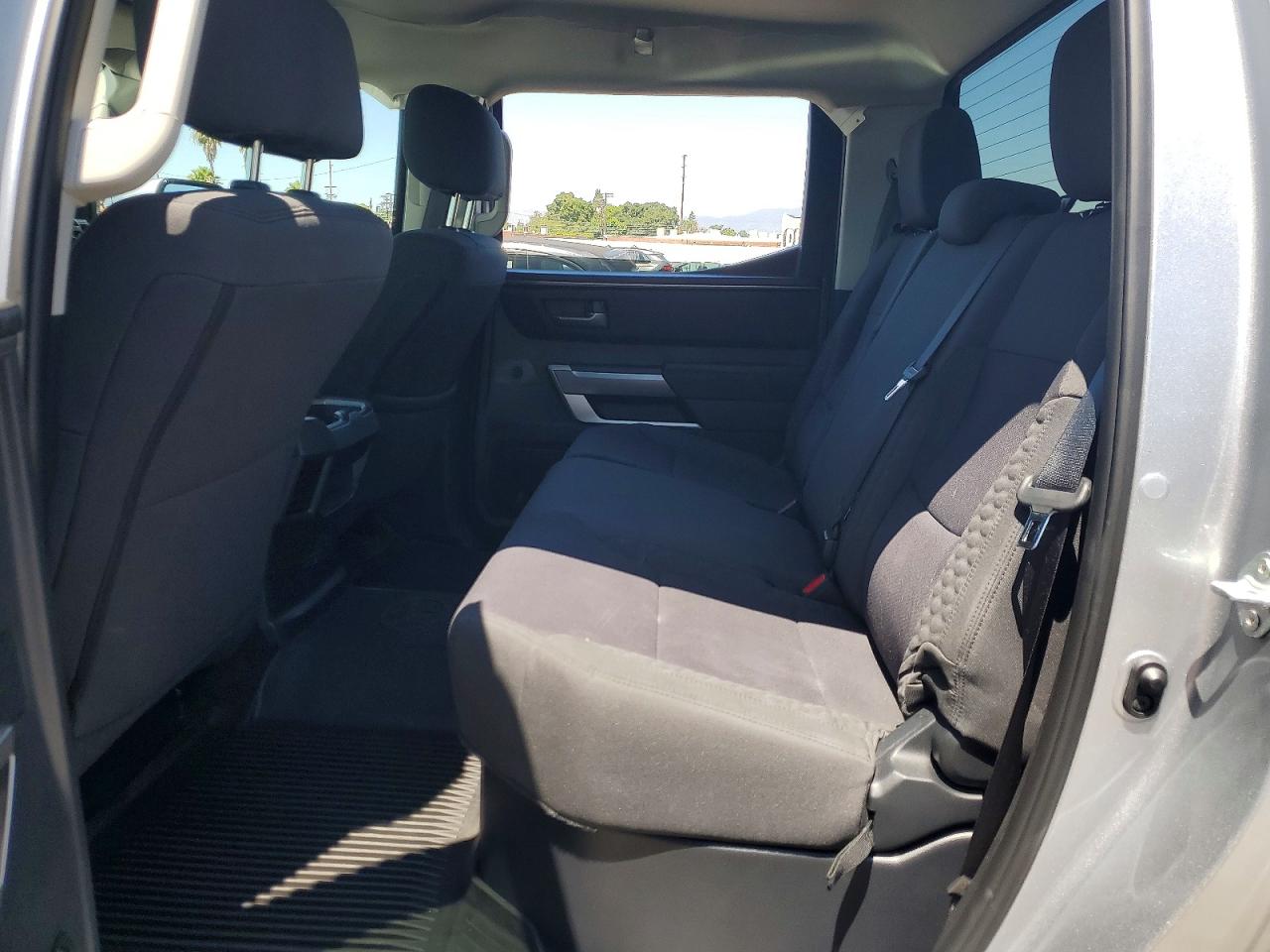 Toyota Tundra Sr5