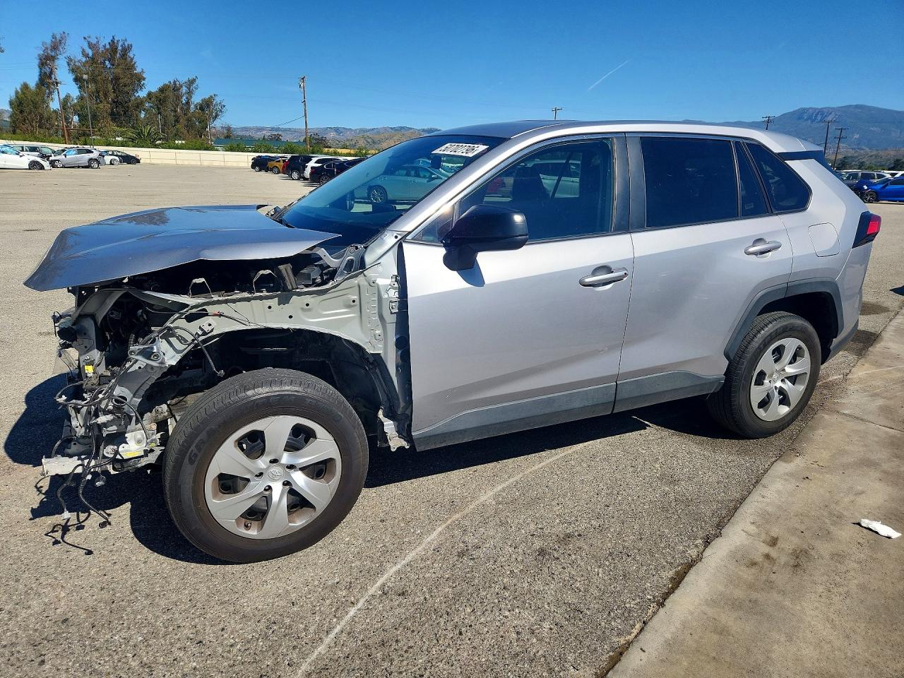 Salvage Toyota RAV4 Image