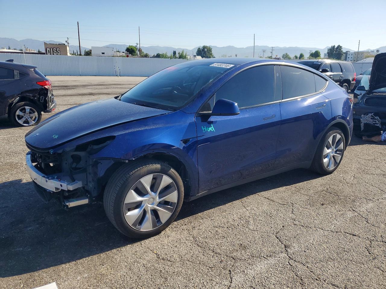 Salvage Tesla Model Y Image