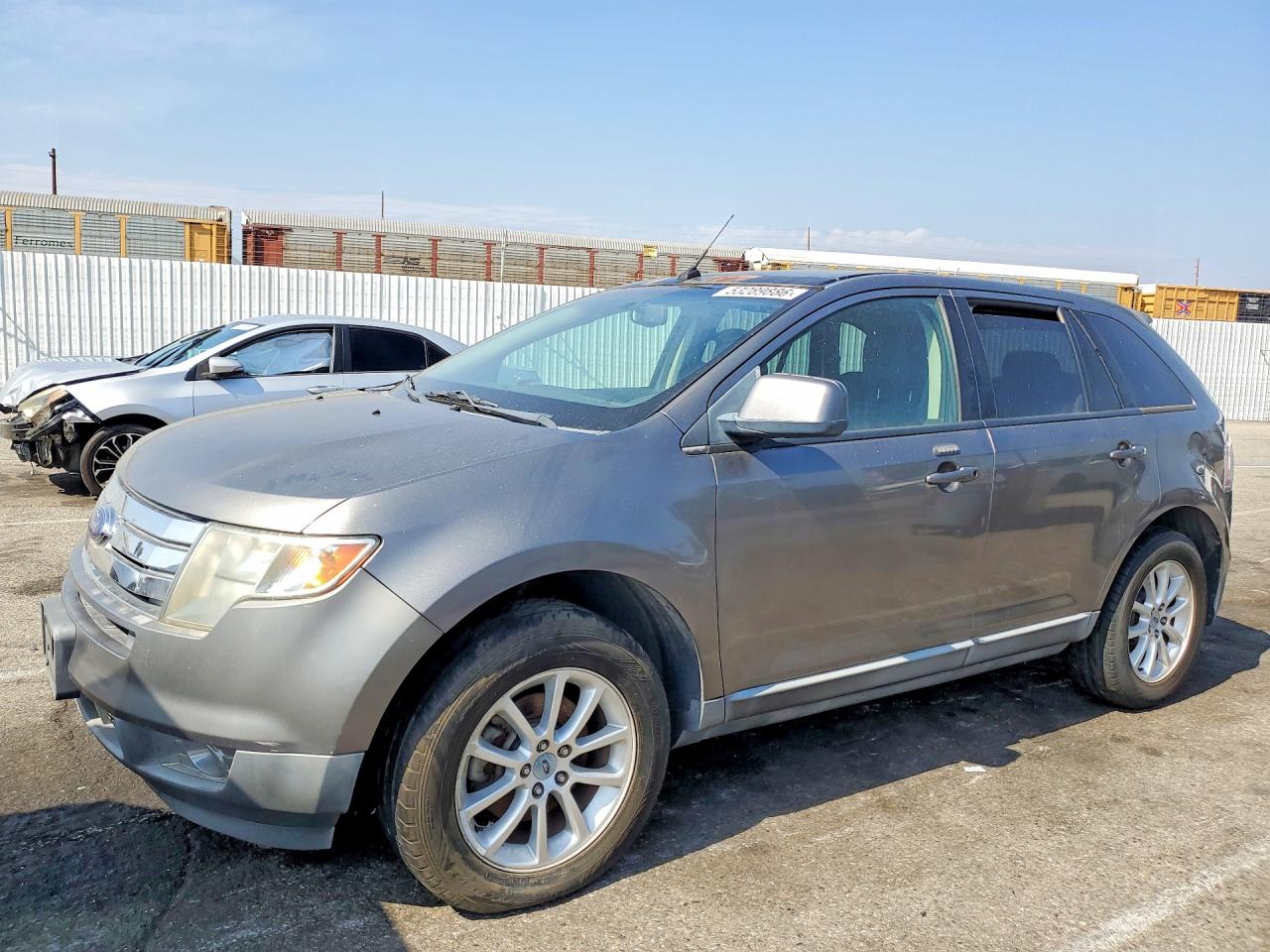 Salvage Ford Edge Image