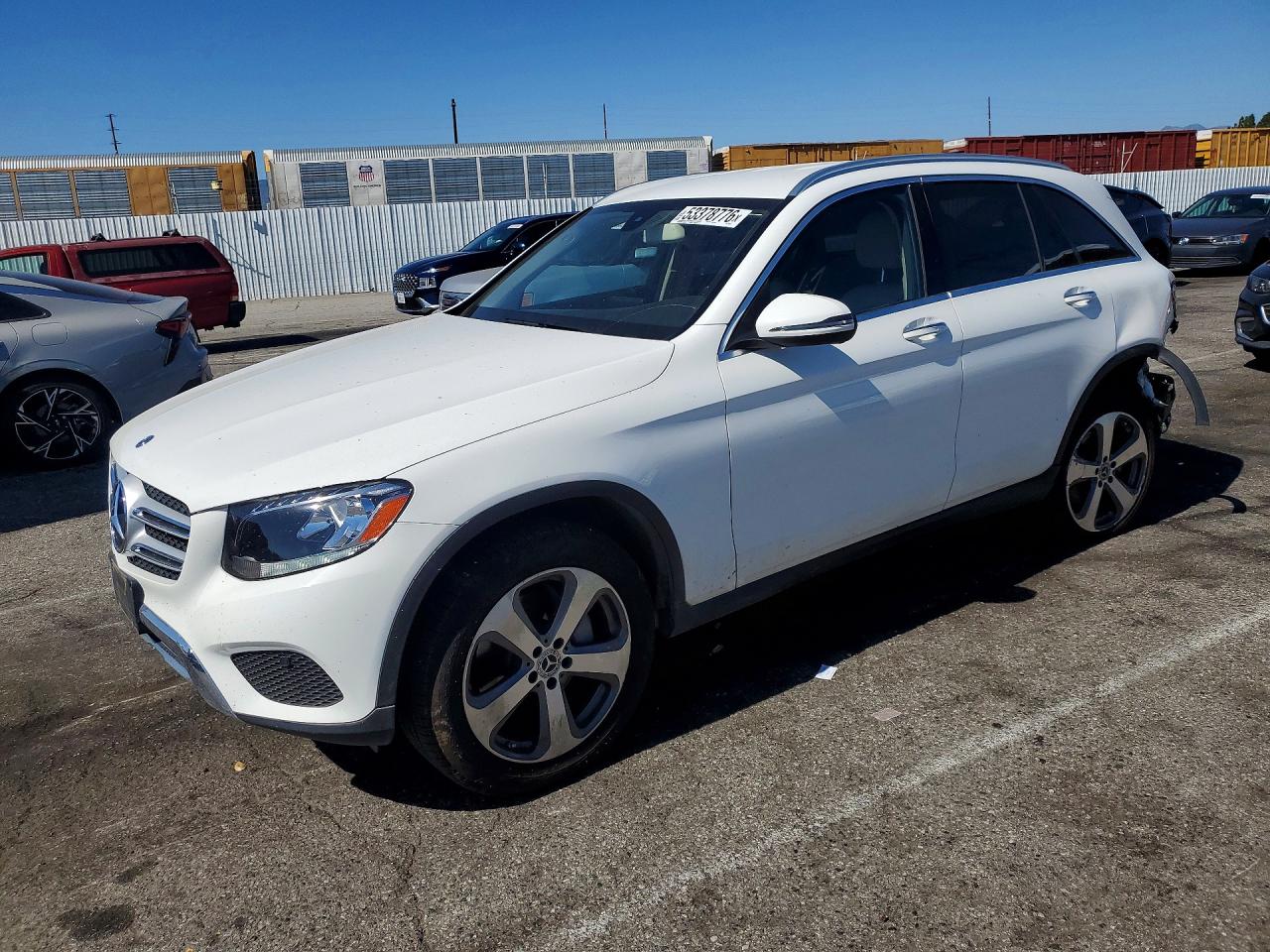 Salvage Mercedes-Benz GLC Image