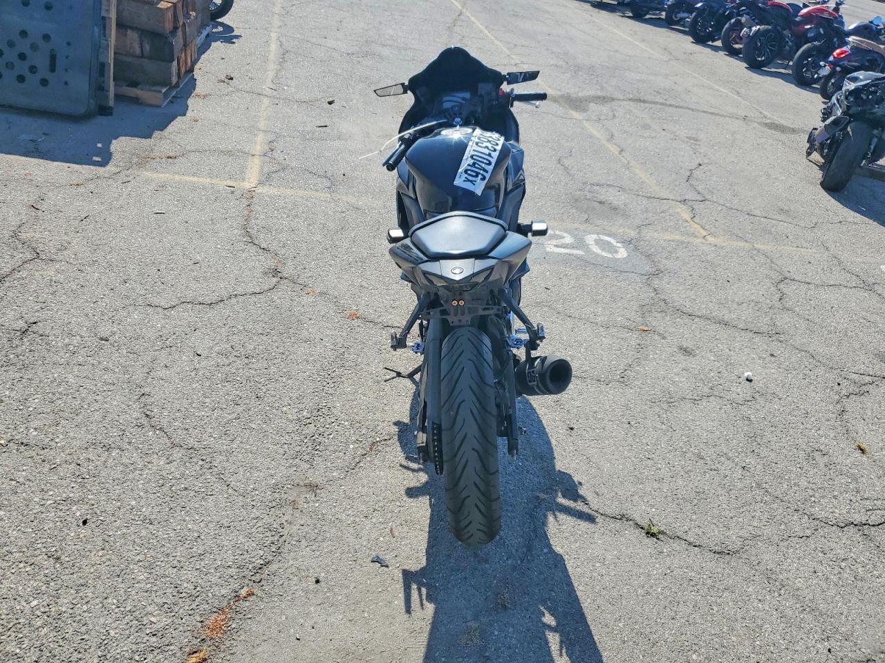 Yamaha Yzf600