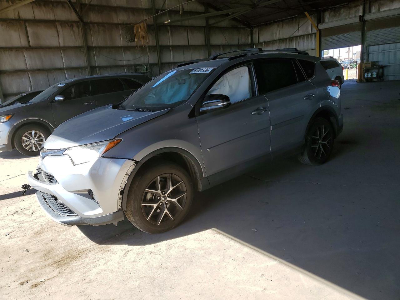 Salvage Toyota RAV4 Image