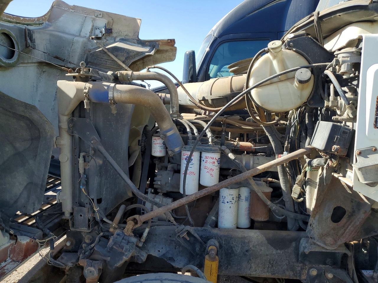Mack 600