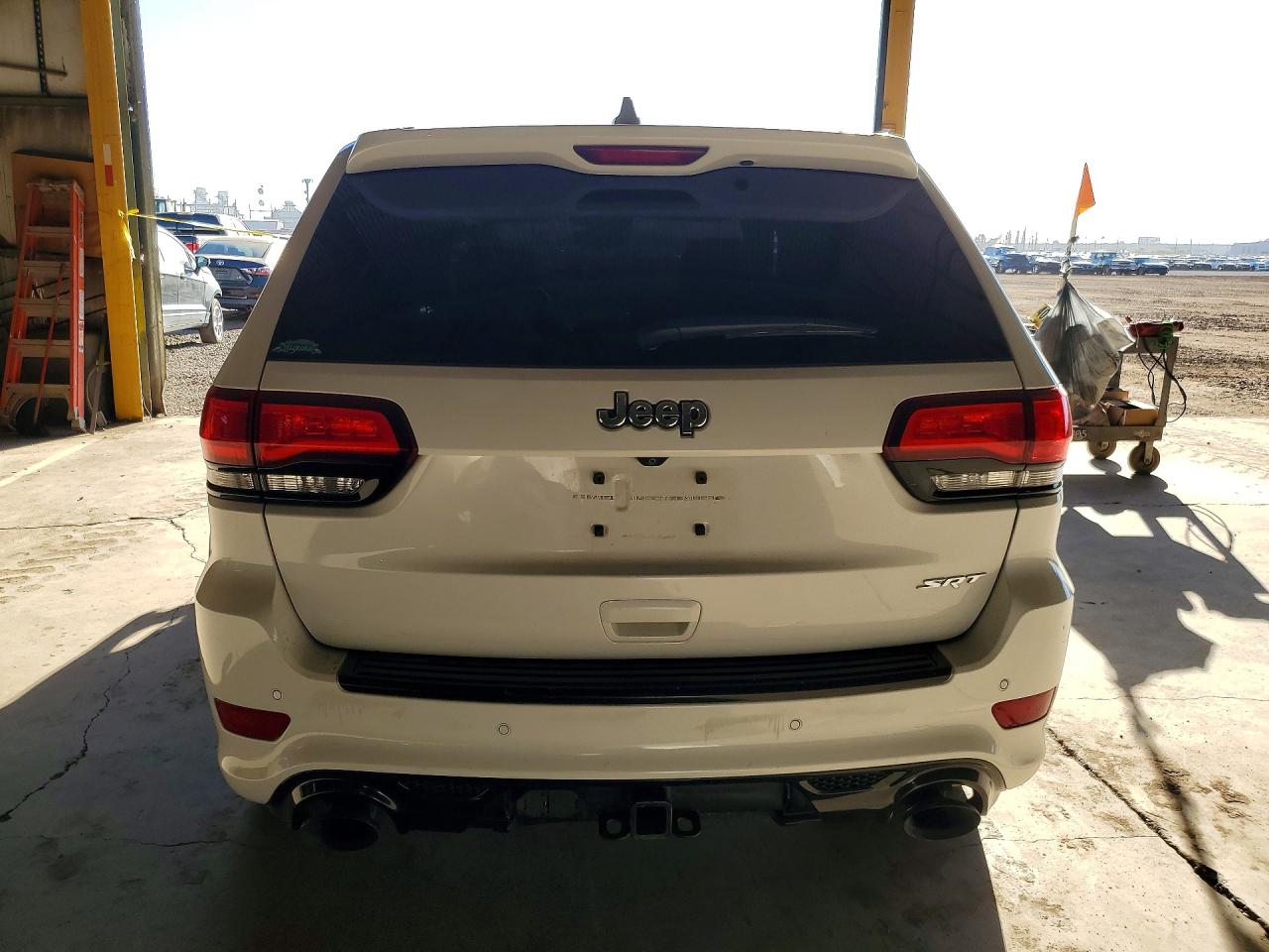 Jeep Cherokee Srt-8