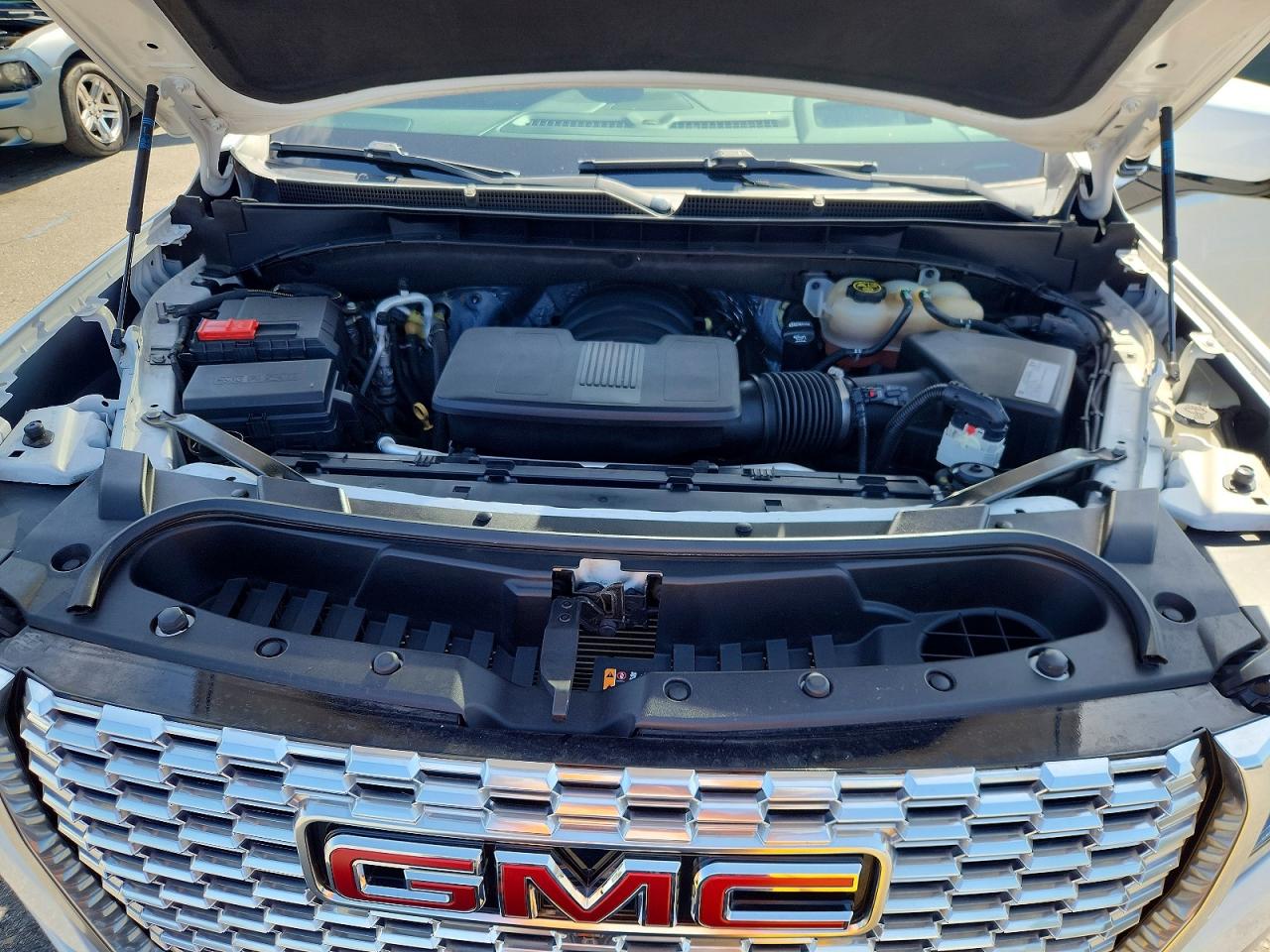 GMC Yukon Denali